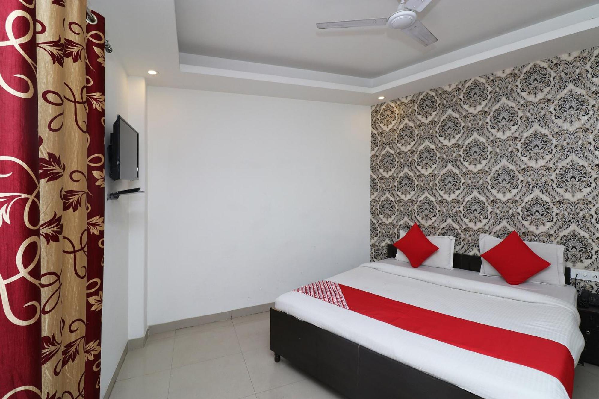 Oyo Flagship Hotel Daimond New Delhi Extérieur photo