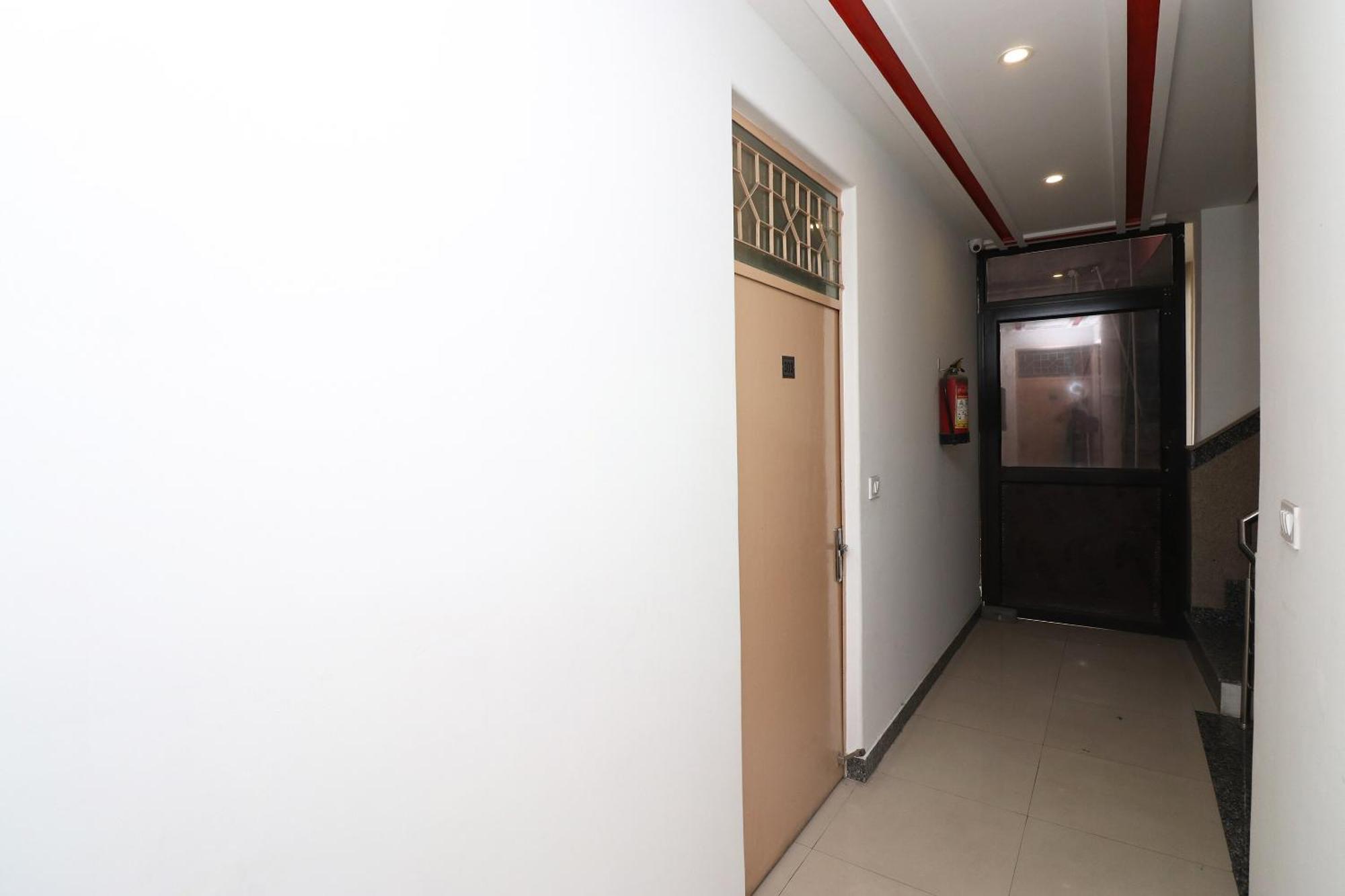 Oyo Flagship Hotel Daimond New Delhi Extérieur photo