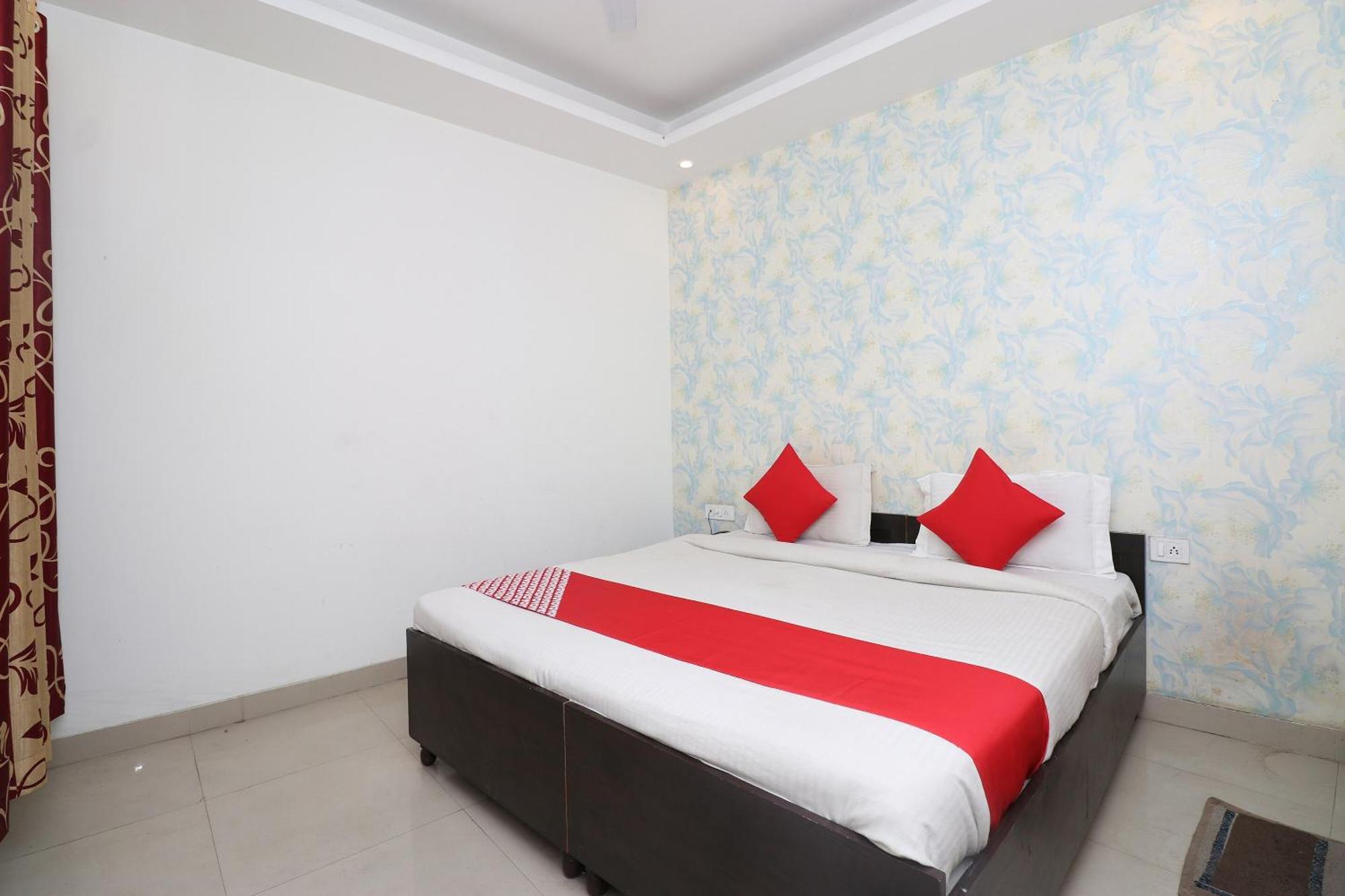 Oyo Flagship Hotel Daimond New Delhi Extérieur photo