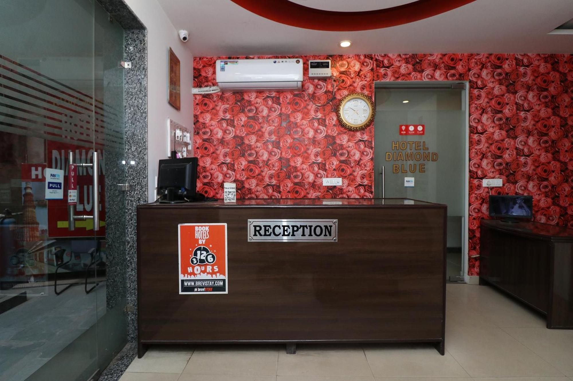 Oyo Flagship Hotel Daimond New Delhi Extérieur photo